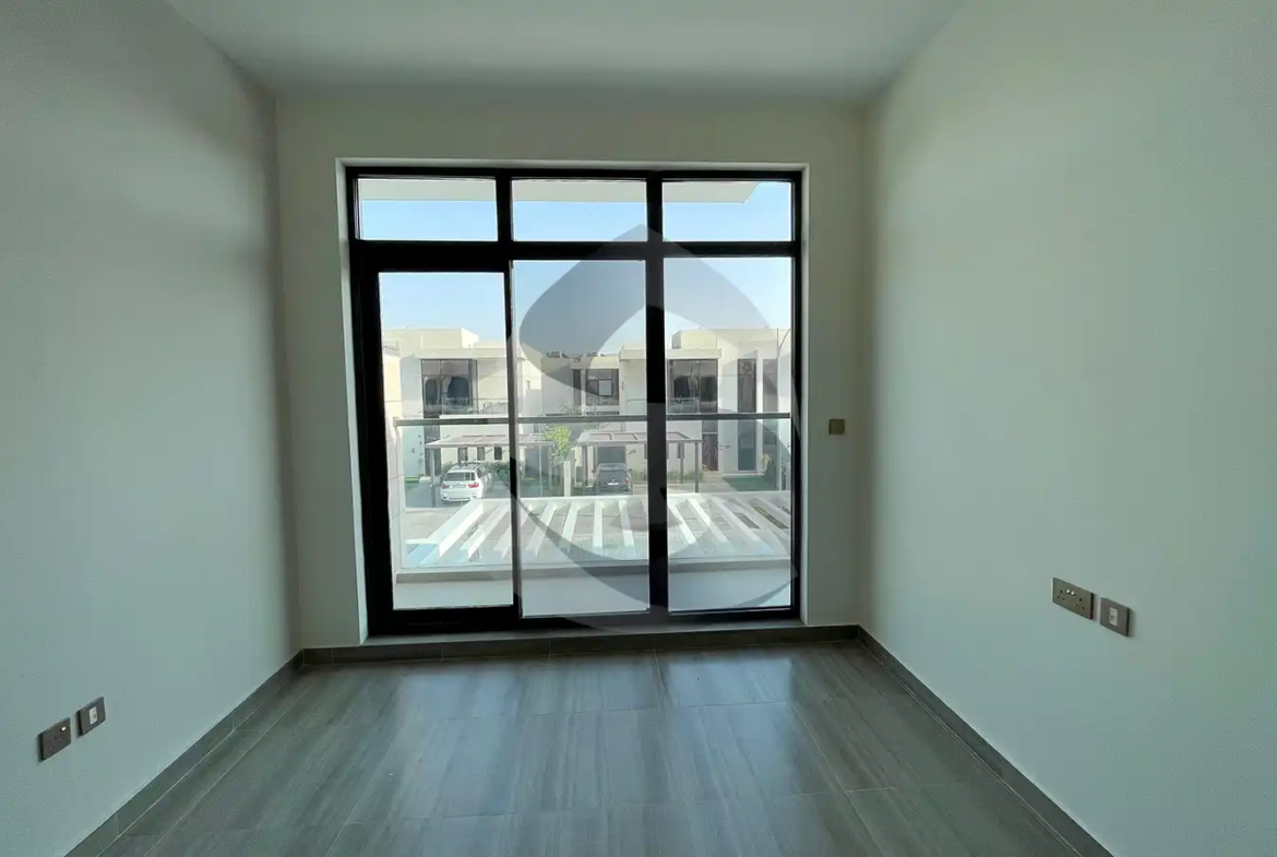 4 bedroom townhouse in Damac Hills